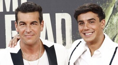 La divertida reacción de Mario Casas al romance de Óscar Casas y Ana Mena: "Escríbele que le han pillado"