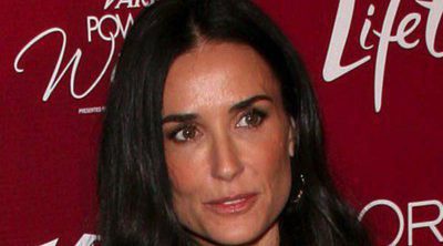 Demi Moore exige dinero a Ashton Kutcher para concederle el divorcio