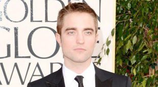 Robert Pattinson pasa unos días de relax en las playas de Malibú