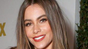 Sofia Vergara, su prometido Nick Loeb y su hijo disfrutan de unas vacaciones por Asia