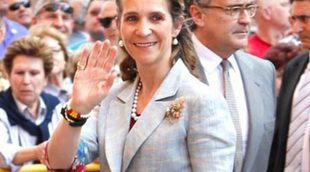 La Infanta Elena, Carlos García Revenga y Laura Sánchez, presentes en la Corrida de la Beneficencia 2013