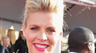 Busy Philipps muestra una ecografía con un primer plano de su futura hija