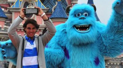 Rafa Nadal celebra su victoria en el Roland Garros 2013 en Disneyland París