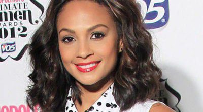 Alesha Dixon está embarazada de su primer hijo con el bailarín Azuka Ononye