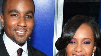 Bobbi Kristina anuncia su compromiso con Nick Gordon al tiempo que defiende su relación