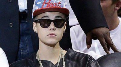 Justin Bieber se tatúa el ojo de su madre porque "siempre está vigilando"