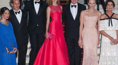 Alberto y Charlene de Mónaco, la Princesa Carolina, Andrea Casiraghi y Tatiana Santo Domingo, solidarios en El Baile del Amor