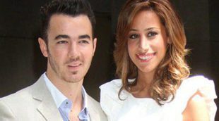 Kevin Jonas y su mujer Danielle anuncian que están esperando su primer hijo mostrando una ecografía