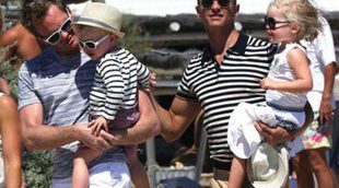 David Furnish, vacaciones con Neil Patrick Harris and David Burtka y sin Elton John en Saint-Tropez