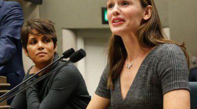 Halle Berry y Jennifer Garner defienden una ley que limite la actividad de los paparazzi sobre los hijos de los famosos