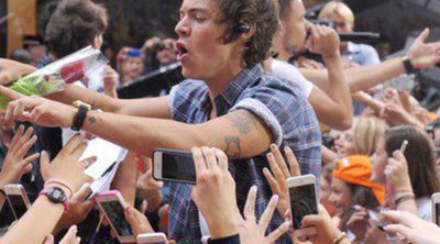 Más de 18.000 fans vibran con la actuación de los One Direction en Rockefeller Center