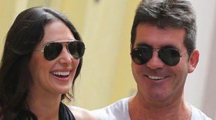 Simon Cowell y Lauren Silverman pasean felices y enamorados por Saint Tropez