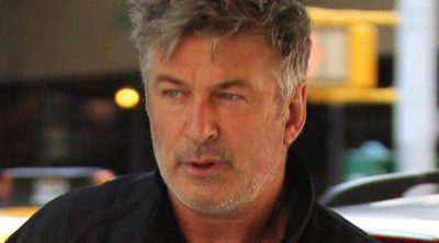 Hilaria Thomas y Alec Baldwin, primer paseo por Nueva York con su hija Carmen Gabriela