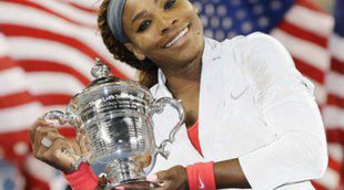 Eva Longoria y Hugh Jackman aplauden la victoria de Serena Williams en el US Open Femenino 2013