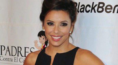 Eva Longoria muestra una vez más su lado más solidario en una gala benéfica contra el cáncer