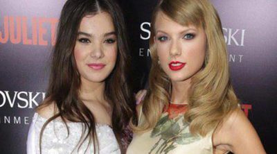 Taylor Swift apoya a Hailee Steinfeld, Douglas Booth y Ed Westwick en el estreno de 'Romeo y Julieta'