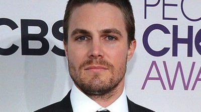 Stephen Amell y Cassandra Jean se convierten en padres de una niña, Mavi Alexandra Jean