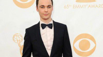 Jim Parsons presenta en sociedad a su novio Todd Spiewak tras una década juntos