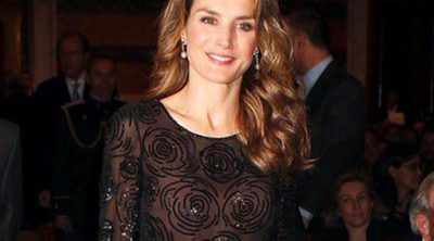 La Princesa Letizia da la bienvenida a Carme Riera en su acto de ingreso en la RAE