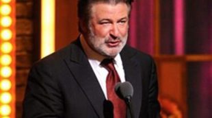 Alec Baldwin, expulsado de un avión por jugar con su iPad