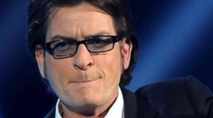 Charlie Sheen se equivoca y publica su número de teléfono móvil en Twitter