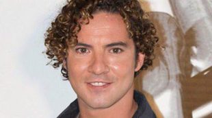 David Bisbal elogia a Chenoa y Elena Tablada en su biografía 'Desde dentro'