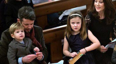 Federico y Mary de Dinamarca llevan a los Príncipes Christian, Isabel, Vicente y Josefina a un concierto de Navidad