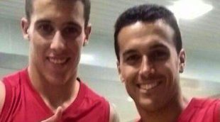 Gerard Piqué ofrece opciones para descubrir de quién es el culo que mostró la foto de Cristian Tello y Pedro