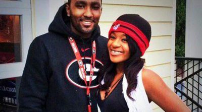 La hija de Whitney Houston, Bobbi Kristina, se casa con su hermano adoptivo