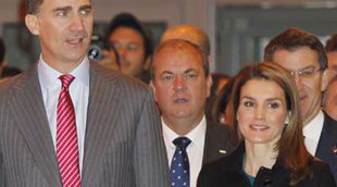 Los Príncipes Felipe y Letizia inauguran un FITUR 2014 marcado por la tecnología