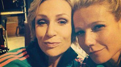 Gwyneth Paltrow disfruta del rodaje del capítulo 100 de 'Glee' junto a Jane Lynch