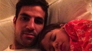 Cesc Fàbregas se emociona con el regalo de su hija Lia en su primer Día del Padre