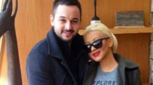 Christina Aguilera enseña su embarazo por primera vez junto a Matt Rutler