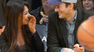 Ashton Kutcher y Mila Kunis visitan a la familia del actor en Nueva Orleans