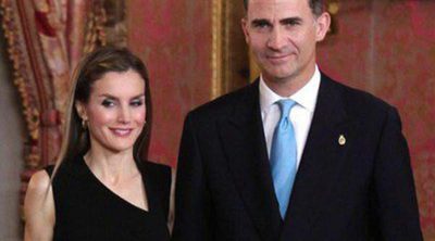 Los PrÃ­ncipes Felipe y Letizia reciben a los Patronatos de la FundaciÃ³n PrÃ­ncipe de Asturias antes de ser Reyes