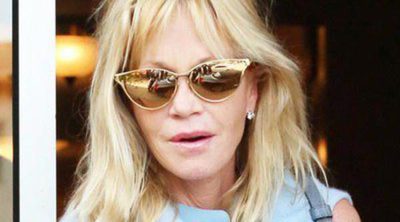 Melanie Griffith reaparece con la alianza puesta tras su separación de Antonio Banderas