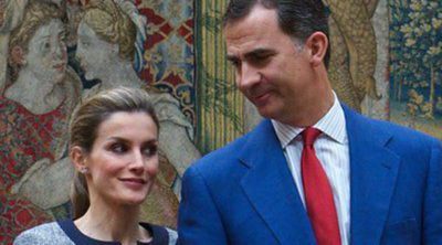 Los Reyes Felipe y Letizia se reÃºnen con representantes del movimiento LGTB