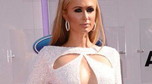 Paris Hilton, Michelle Williams y Pia Mia pasean por la alfombra roja de los Premios BET 2014