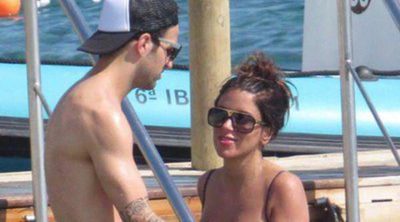 Cesc Fábregas y Daniella Semaan se instalan en Londres tras sus vacaciones en Nueva York