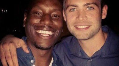 Tyrese Gibson en una imagen junto Cody, hermano de Paul Walker: "Al final siempre tienes una familia"