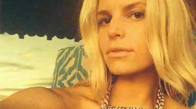 Jessica Simpson luce cuerpazo en bikini mientras disfruta de su luna de miel