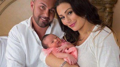 JWoww y Roger Mathews muestran por primera vez a su hija Meilani