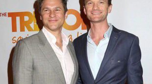 Neil Patrick Harris desmiente los rumores de crisis publicando una foto de su marido y sus hijos