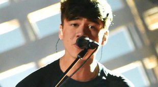 Calum Hood, bajista de la banda '5 Seconds Of Summer' comparte por error una imagen de su pene