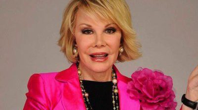 Joan Rivers, permanece estable dentro de la gravedad tras haber estado al borde de la muerte