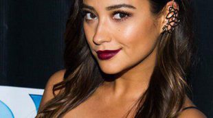 Shay Mitchell y Ryan Silverstein rompen tras un año de romance