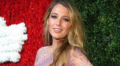 Blake Lively luce embarazo sobre la alfombra roja tras anunciar que está esperando su primer hijo