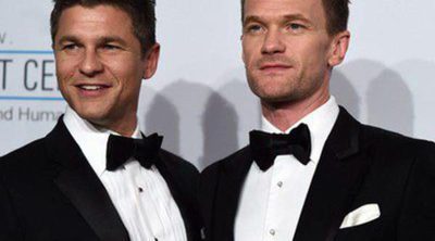 Neil Patrick Harris y su marido David Burtka compartirán guion en la serie 'American Horror Story'