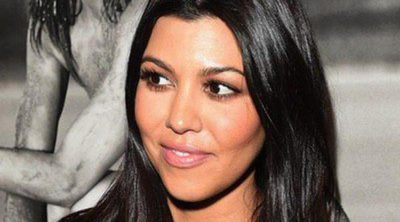 Kourtney Kardashian vende su ropa en eBay por una buena causa