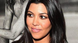 Kourtney Kardashian vende su ropa en eBay por una buena causa